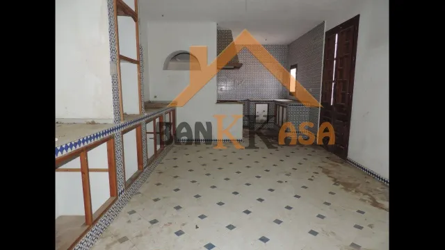 SE VENDE CASA ANTIGUA EN BERJA ZONA MERCADO DE ABASTOS — 8
