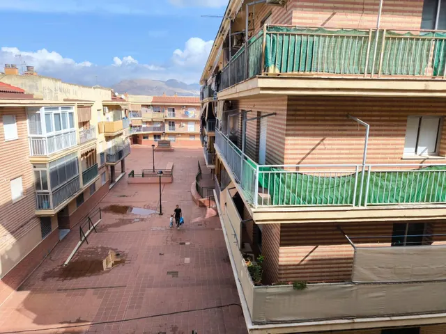 PISO (VPO) DE 3 DORMITORIOS Y CON GARAJE EN SANTA FE — 31