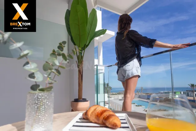 MAGNIFICO APARTAMENTO DE OBRA NUEVA EN DENIA CON VISTAS AL M - foto 3