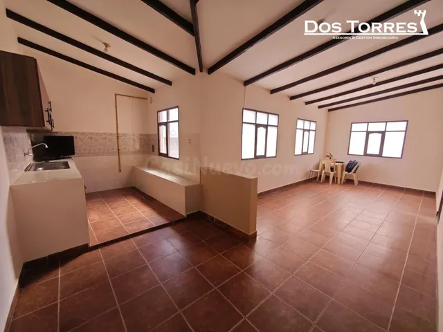 Casa 5 habitaciones 186m² en alquiler - Mesadilla — 5