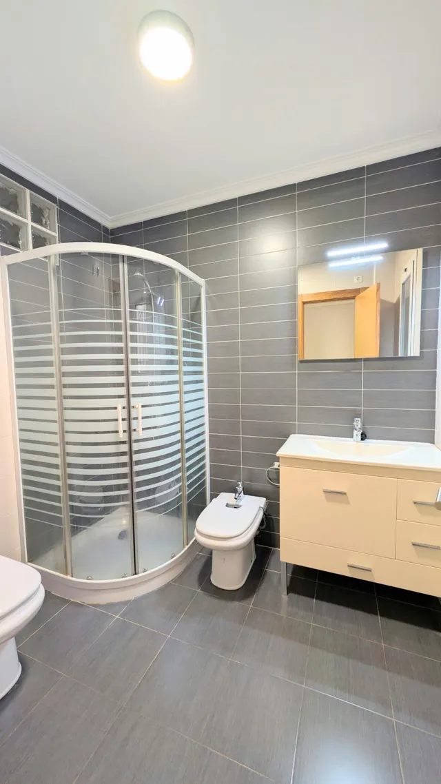 ¡oportunidad única: planta baja semi nueva, 95 m2, Elche, zona toscar, vivienda de esquina, totalmente exterior, entrada independiente! — 21