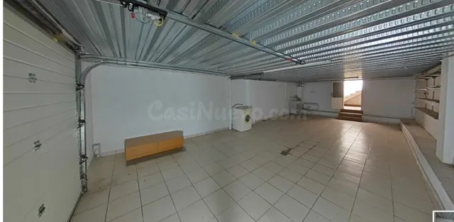 Casa en venta en Olot, calle de Roure - foto 5