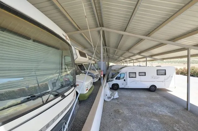 Parking de Caravanas — 13