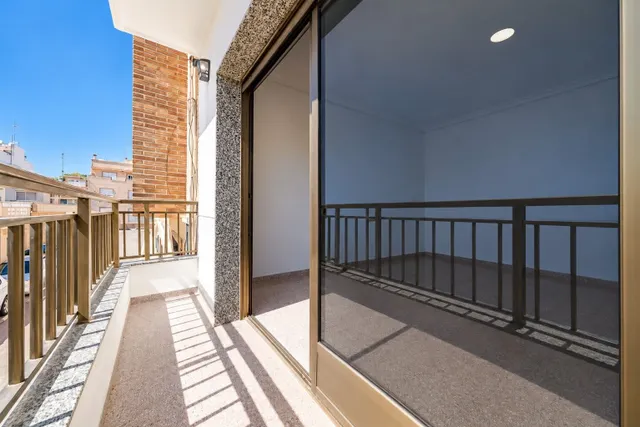 Casa 4 habitaciones 179m² en venta - Zona Pueblo — 25