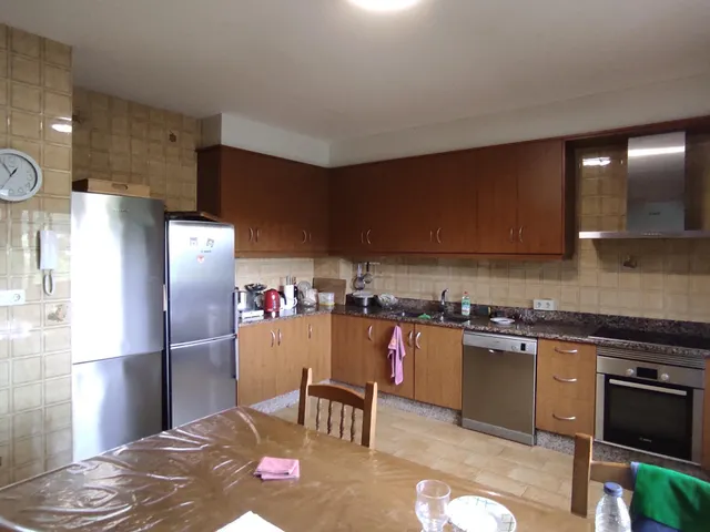 CASA EN VENTA CON AMPLIA FINCA — 28