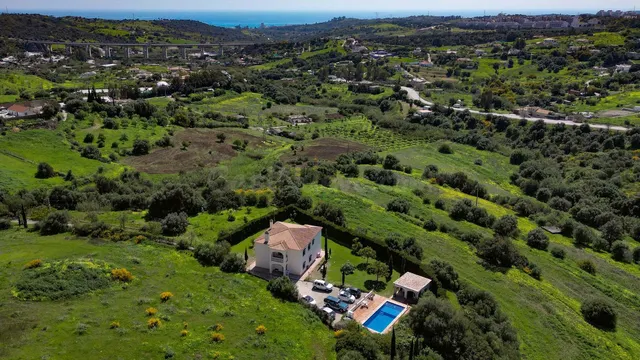 Chalet 4 habitaciones 343m² en venta - Costa Del Sol — 3