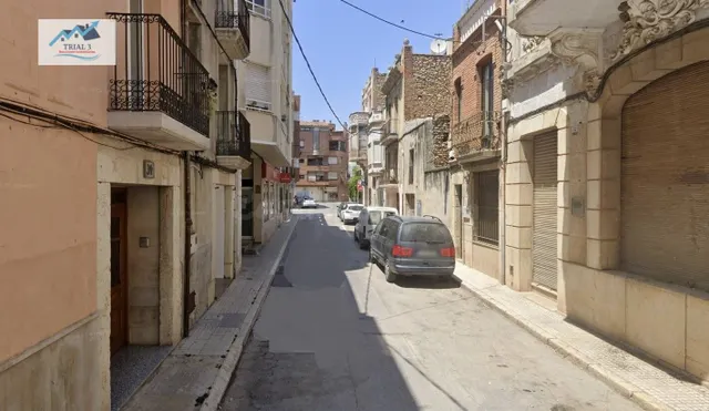 Venta local - almacén en Ulldecona (Tarragona)