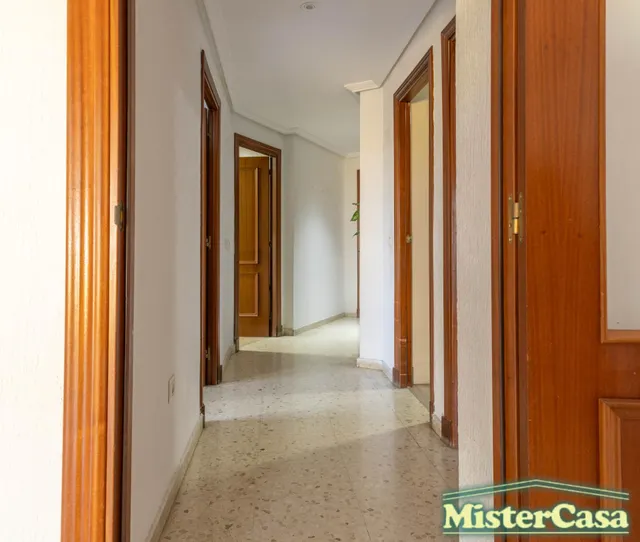 EXCLUSIVA Piso de 2 dormitorios con terraza y ascensor en Las Delicias - Listo para entrar — 17