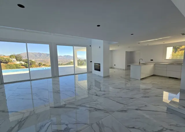 Chalet 4 habitaciones 297m² en venta - Marbella — 34