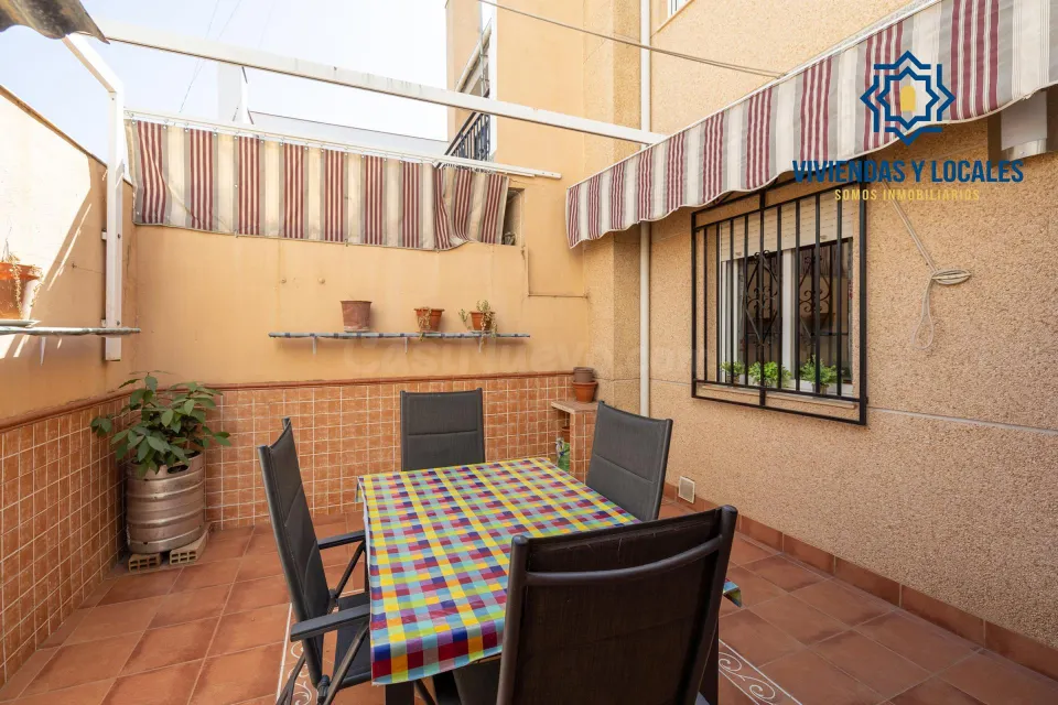 AMPLIA Y PRECIOSA CASA LISTA PARA ENTRAR A VIVIR!!