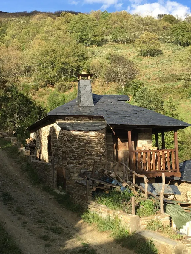 UNA CASA CON ALMA EN PLENA NATURALEZA DEL VALLE DE COMPLUDO — 6