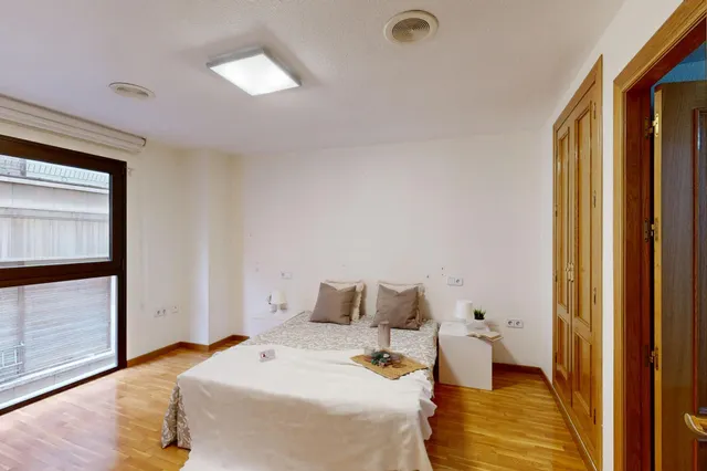 Piso de 3 dormitorios, vestidor y 134 m2 en pleno centro de Murcia – Calle Platería — 17