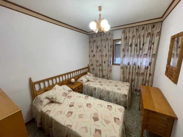 ¡AMPLIO Y LUMINOSO PISO DE 4 habitaciones EN LA CUESTA! — 26