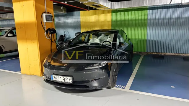 ¡Comodidad, seguridad y carga eléctrica en una sola plaza! — 8