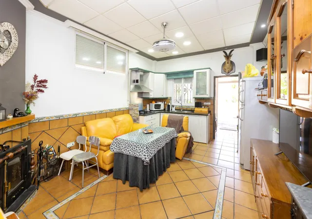 Chalet independiente con piscina privada en Barrio de Monachil – Vistas espectaculares y gran parcela. — 37