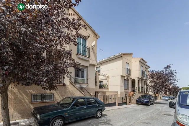 AMPLIA CASA DE 5 DORMITORIOS EN ALHENDÍN, GRANADA — 39