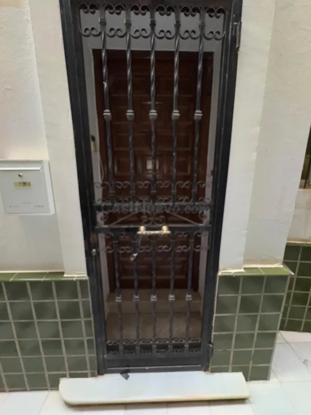 ESTUPENDO EDIFICIO EMBREMATICO EN LORCA - foto 4