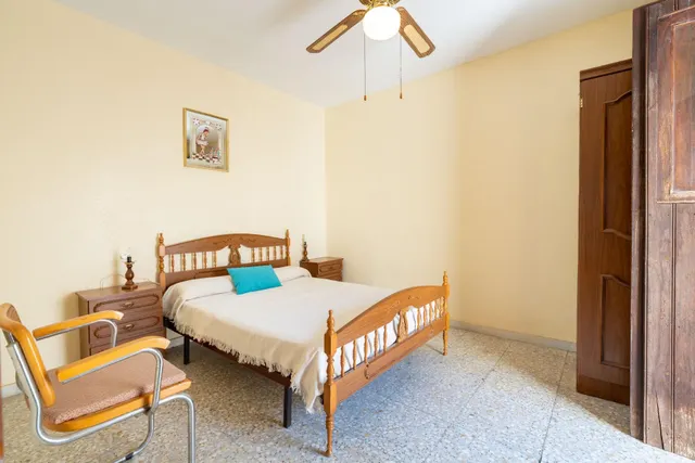 Se Vende Casa de Dos Plantas en Retamar Centro — 10
