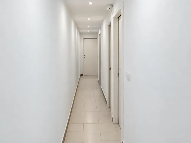 Exclusiva planta baja reformada con terraza privada en castellon!! — 28