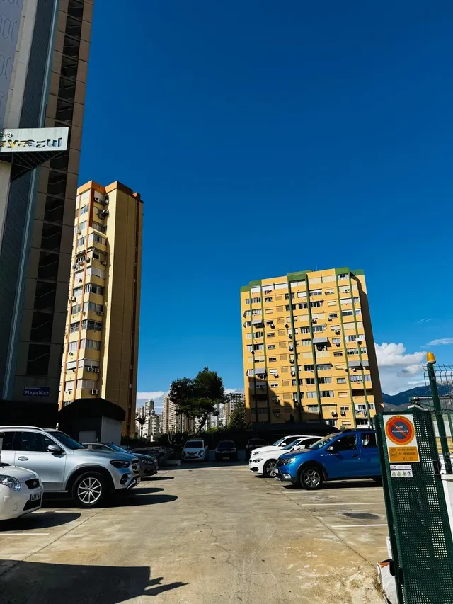 Piso de 3 habitaciones con vistas increíbles cerca de la playa de Levante Benidorm! www.euroloix.com — 23
