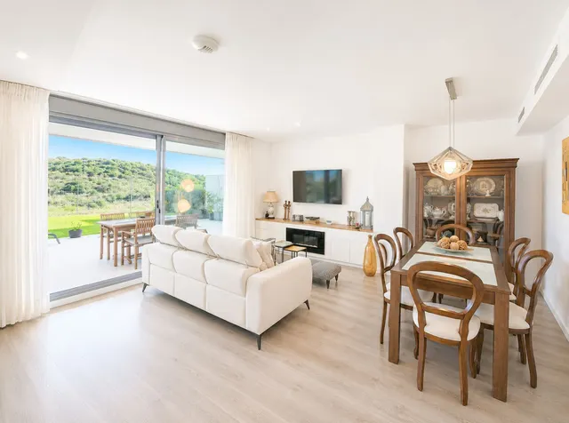 Apartamento 3 habitaciones 138m² en venta - Costa Del Sol - foto 4