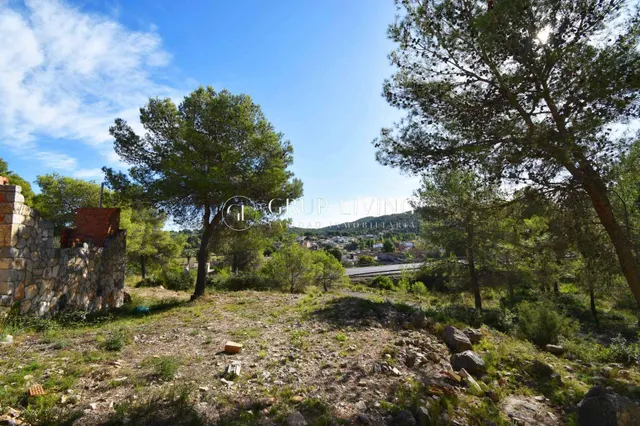 PARCELA MUY SOLEADA EN CANYELLES PUEBLO — 8