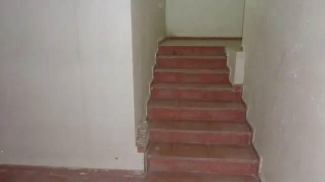 ALQUILER O VENTA DE LOCAL COMERCIAL — 8