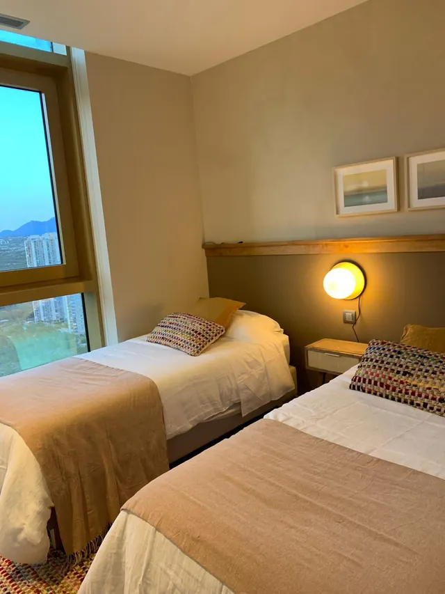 se alquila apartamento de 2 dormitorio 2 baños,  parking incluido con vistas al mar — 8