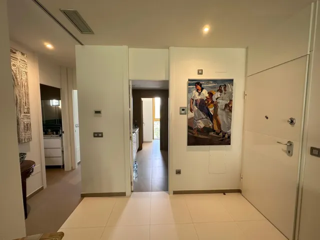 Se vende magnifico apartamento en el icónico edificio Intempo, zona Poniente — 10
