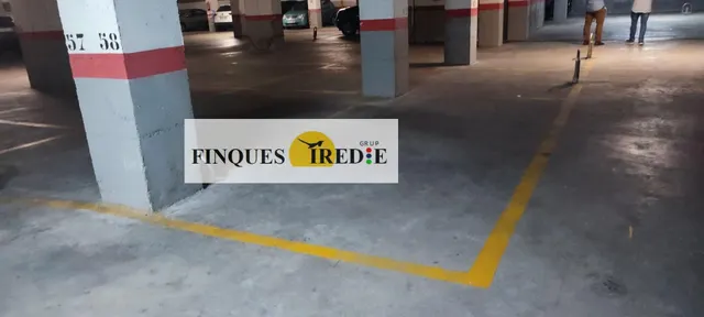 GRAN OPORTUNIDAD DE PLAZAS DE PARKING — 8