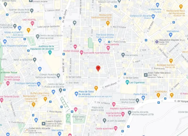 Plaza de Parking en Alquiler en Calle Sevilla — 19