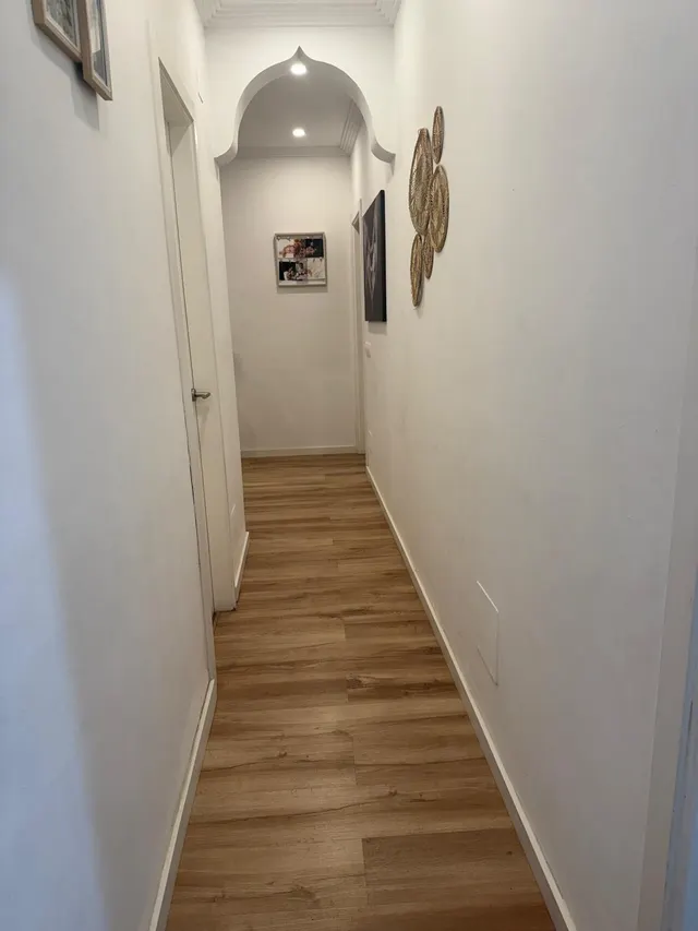 Piso bajo reformado de 2 dormitorios con patio en Las Lagunas de Mijas — 13