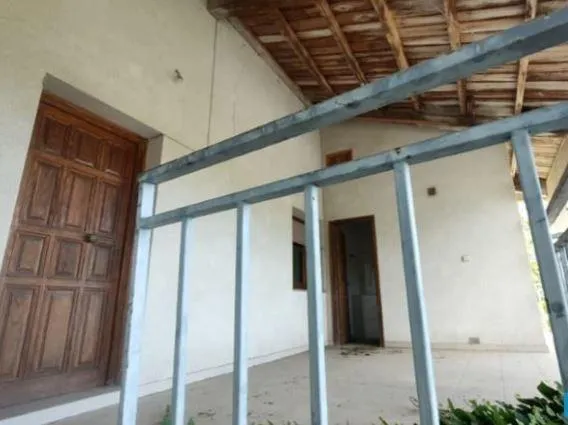 VIVIENDA UNIFAMILIAR EN SALAS DE LOS BARRIOS — 9