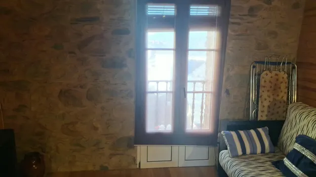 Encantadora Casa con Terreno en Bembibre por solo €77,000 — 22