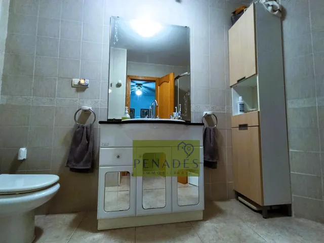 GRAN CASA A 3 MIN DE LA CIUDAD — 19