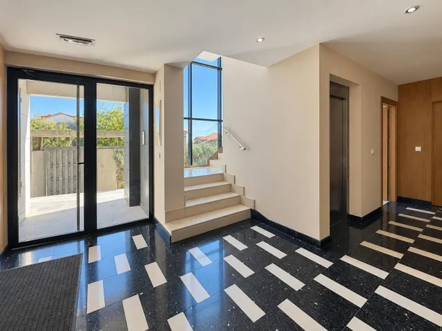 TU PEQUEÑO OASIS PRIVADO EN BEZANA — 21