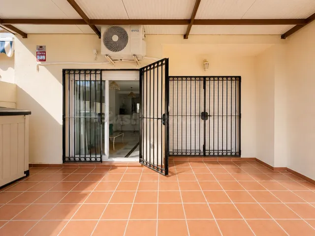 Apartamento 3 habitaciones 106m² en venta - Costa Del Sol - foto 5