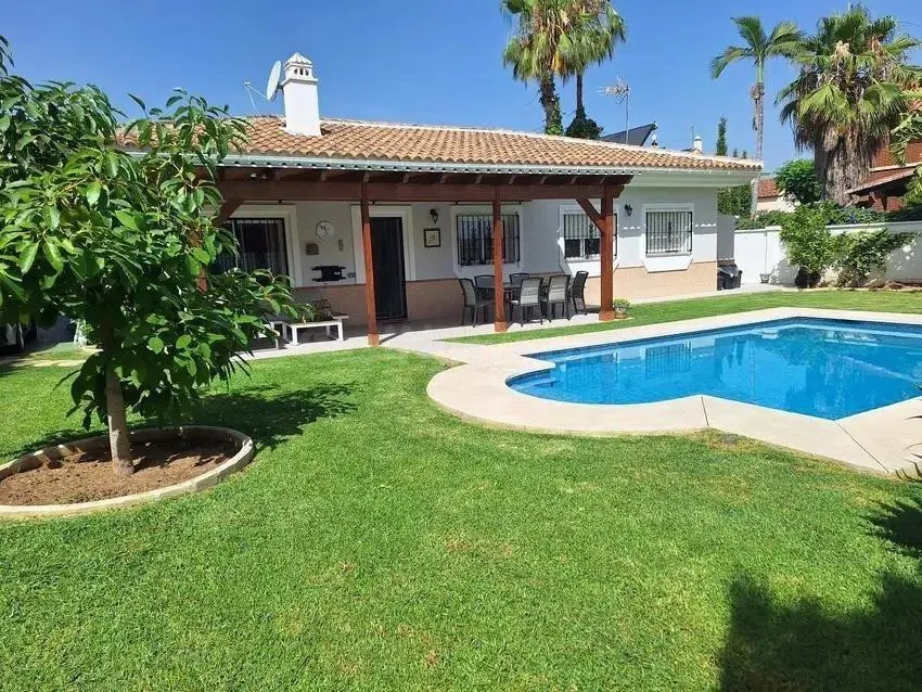 Chalet 3 habitaciones 121m² en venta - Capellanía - Retamar