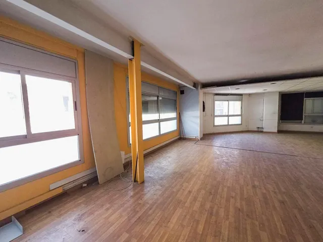Segunda planta de edificio de oficinas en alquiler en Barberá del Vallés — 5