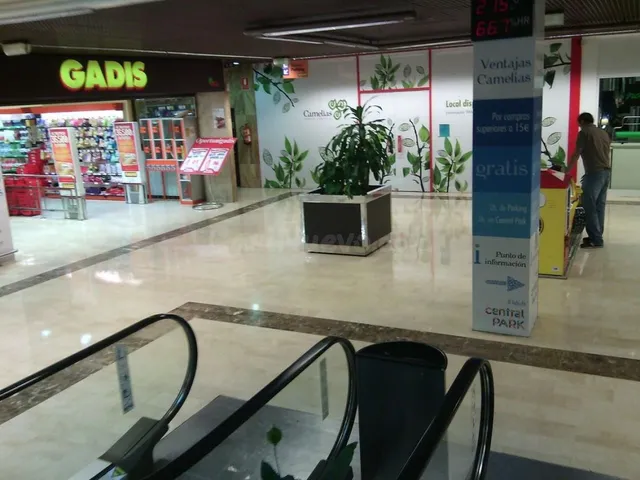 ¡¡ATENCION INVERSORES!! LOCAL COMERCIAL CON ALTA RENATBILIDA