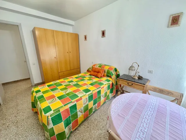 Increíble vivienda en Orihuela ciudad toda exterior con balcón amplio .. para vivir ¡Visitelo sin  compromiso!! — 11