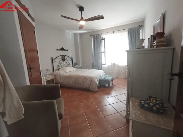 Impresionante Casa en Alcolea – Amplia, Luminosa y Lista par - foto 4
