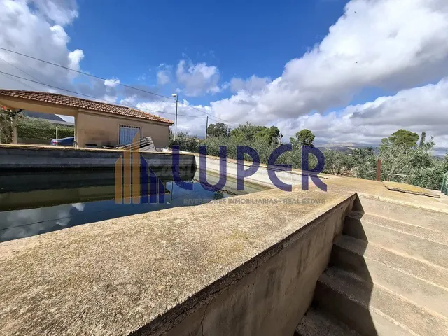 CASA DE CAMPO URBANA A LA VENTA EN ALCORAYA