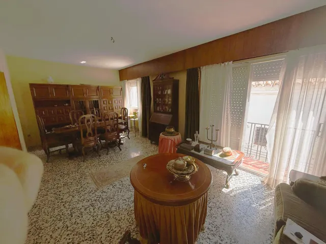 PISO DE LUJO EN BARRIO DE SANTA CRUZ — 32