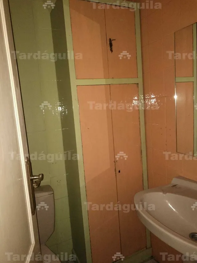 LOCAL BAR EN VENTA JUNTO A LA AVENIDA VILLAMAYOR Y PLAZA CARMELITAS — 12