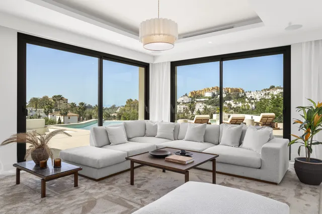 Chalet 4 habitaciones 433m² en venta - Costa Del Sol - foto 2
