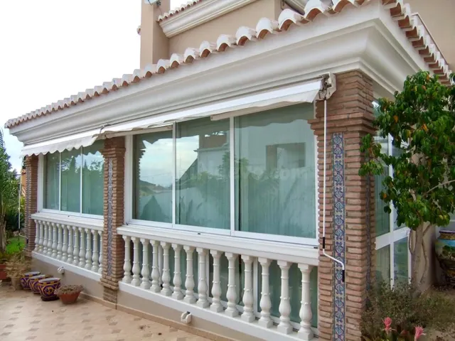 Espectacular chalet con 540 m2 de parcela, ascensor, jacuzzi - foto 5