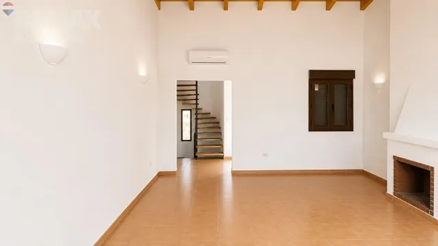 CHALET PAREADO A ESTRENAR — 9