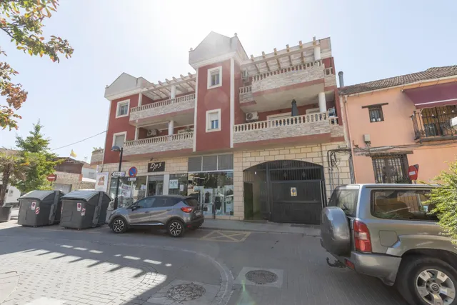 Piso con terraza de 31 m2 y cochera en el centro de hijar — 32