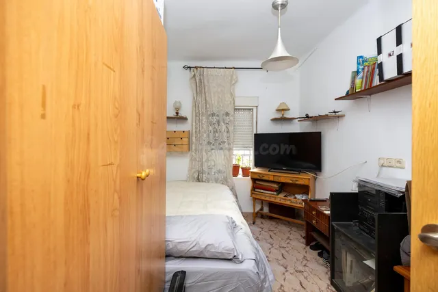 Vivienda en planta baja en el Zaidin. — 5